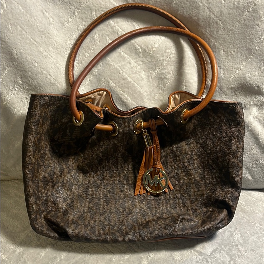 New Michael Kors Brown Shoulder Bag with Monogram Print and Leather Trim